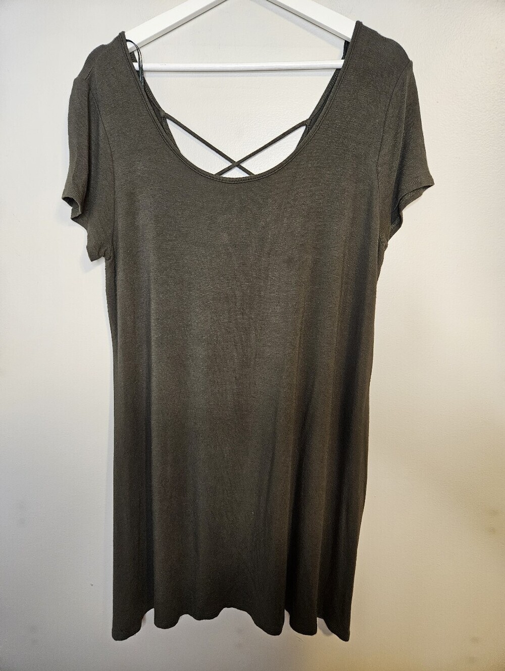 Nine Britton Casual Olive Green Short Sleeve Scoop Neck Mini T-shirt Dress